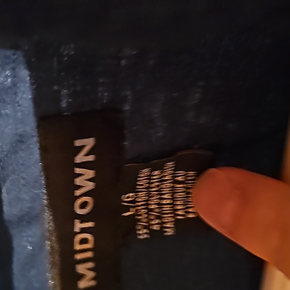 midtown button up shirt - Picture 2 of 2